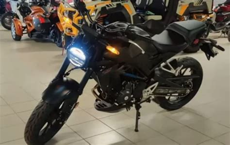 Motor Sport Naked Bike Terbaik Dari Honda Tahun Semuanya Dilengkapi Mesin Tangguh Ini