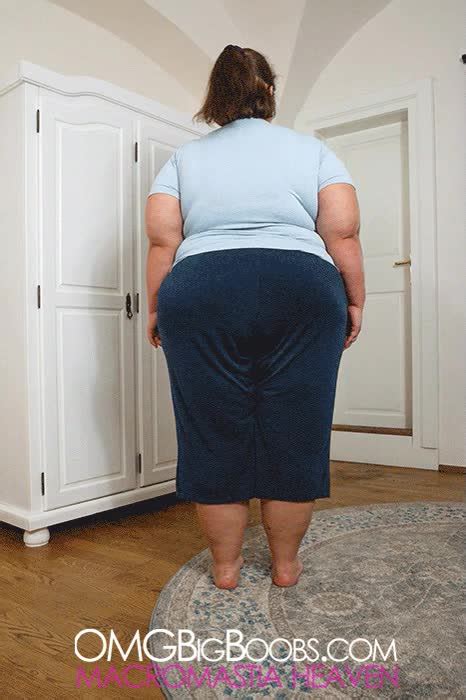 Ssbbw Ass Dressed Undressed Scrolller