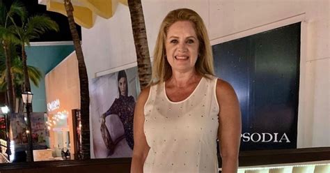 Rika Buenfil Se Presume En Bikini