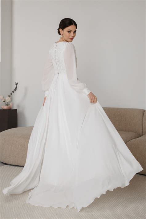 Wedding dresses with long sleeve.