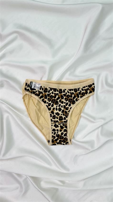Tutku Arkasi Duz Leopar Bayan Bikini L