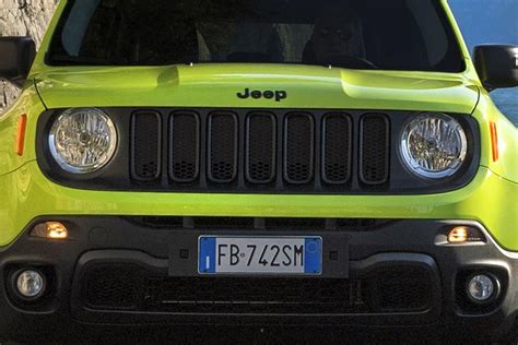 Самый маленький кроссовер Jeep построят для индийского рынка