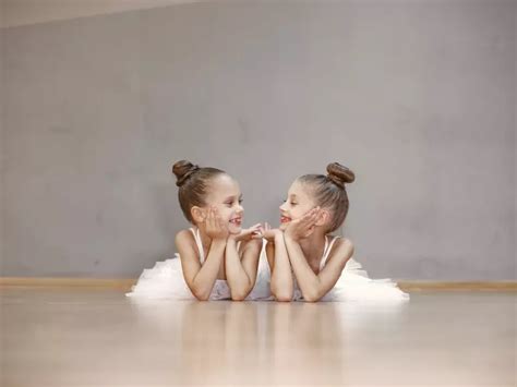 Rhythmic Gymnastics – Gymnastics Crown