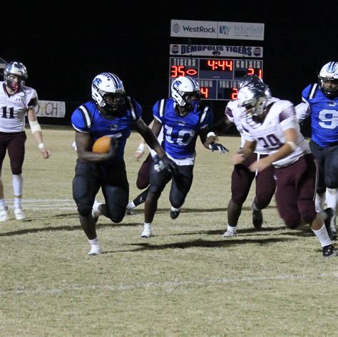 Demopolis Tigers win back and forth battle with Elmore County Panthers