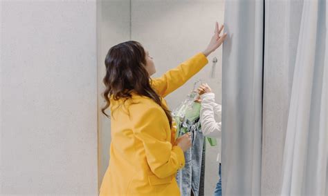 Hiring A Personal Stylist 1883 Magazine