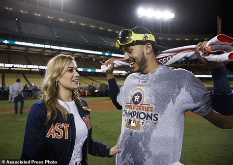 Astros Hero Carlos Correa Proposes To His Girlfriend Daily Mail Online