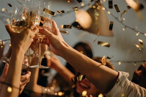 Bebidas que no deben faltar en tu brindis de fin de año