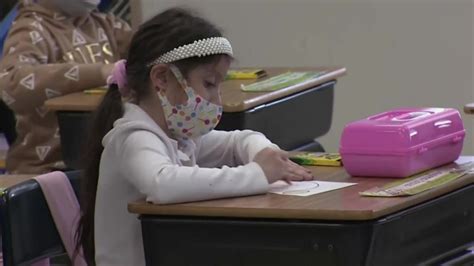 Several Massachusetts school districts asking students to mask up following winter break ...