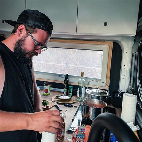 Van Duesen Whats Cooking Good Looking Vanduesen