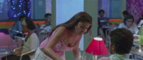 Nayanthara Cleavage Hot Show 75 Boobs Out Sexy Seen Ever In Villu