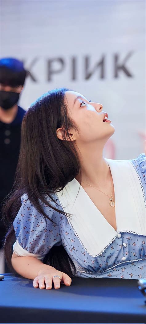 BLACKPINK HD WALLPAPER On Twitter Lisa Blackpink Hot Photoshoot