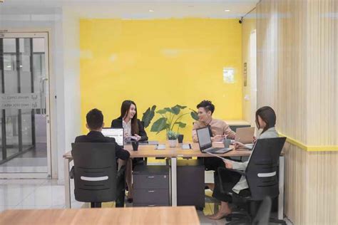 Hot Desk Fixed Desk Workie Workie Co Working Space