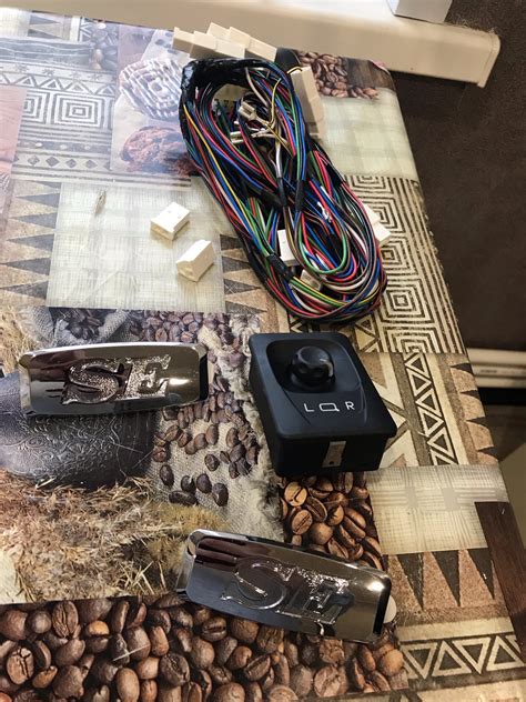 Комплект подключения зеркал Ваз 2114 и заглушки SE — Lada 2115, 1,6 л ...