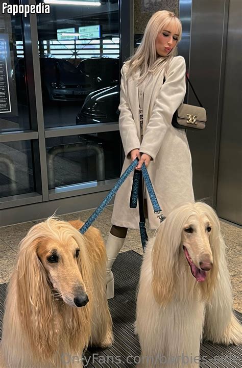 Barbies Side Nude OnlyFans Leaks Photo Fapopedia