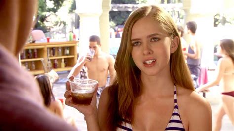 Naked Elizabeth Mclaughlin In Dexter