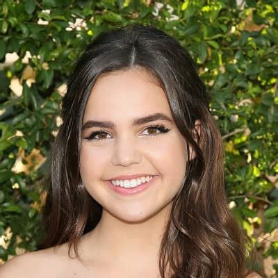 Bailee Madison - Bio, Net Worth, Nationality, Height, Single, Facts
