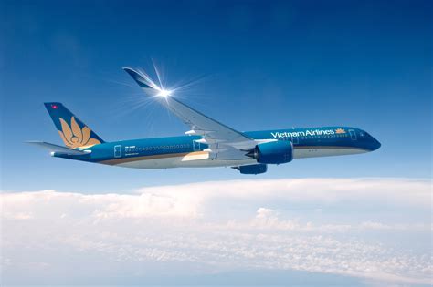 Khuyến mãi mới nhất của Vietnam Airlines khi mua vé Economy - iVIVU.com