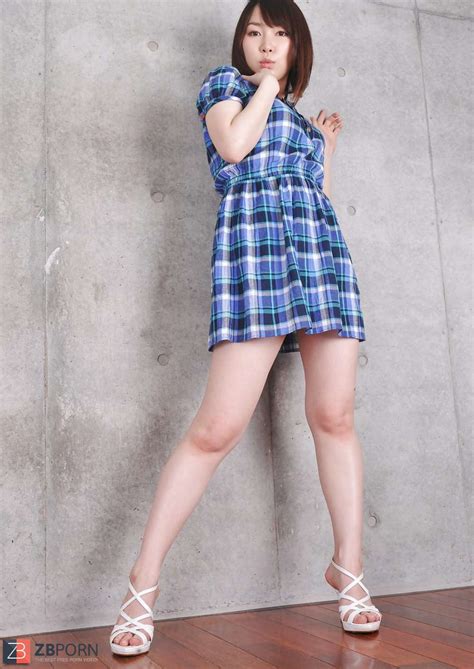 Hotlegs Asian Saucy ZB Porn