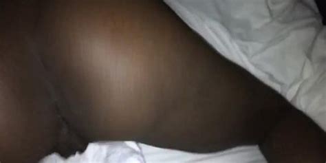 EBONY TWERKS NAKED FOR WHITE BOY Tnaflix