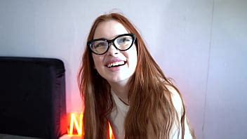 How I Tricked My Date Into Quick Sex With A Blowjob Under The Guise Of A Youtube Video Xnxx