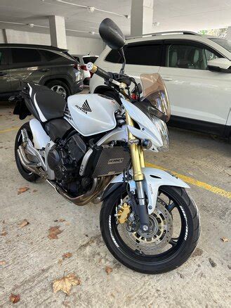 Купить б у Honda CB 600F Hornet инжектор 6 передач в Сочи белый naked bike 2008 года на Авто