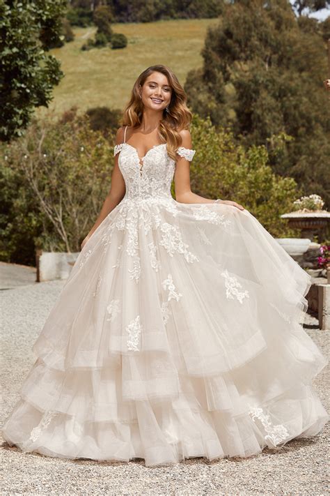 Lace Wedding Dresses | Lace Wedding Gowns | Sophia Tolli