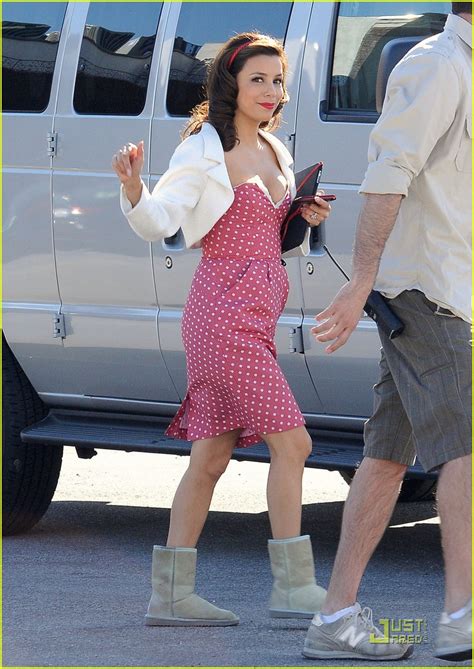 Hot Pic Polka Dotted Desperate Housewife Eva Longoria Showing Off Cleavage