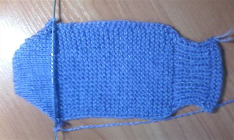 Варежки на двух спицах, не отрывая нитки - Вязание