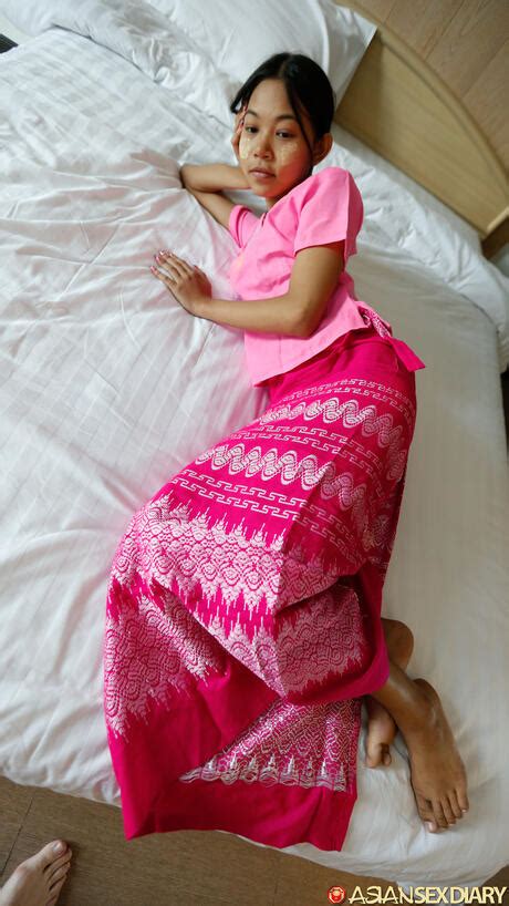 Hot Myanmar Porn Pics With Naked Asian Babes