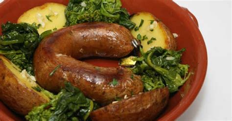 Receitas De Portugal Alheira De Mirandela Batatas E Grelos