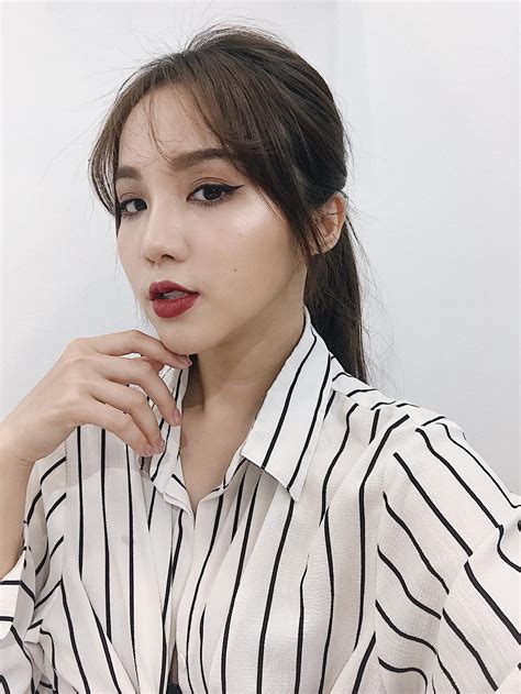 5 hot girl cổ vũ World Cup 2018 của VTV