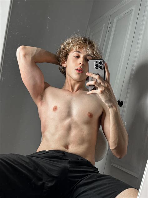 Back To Blonde R Twunks