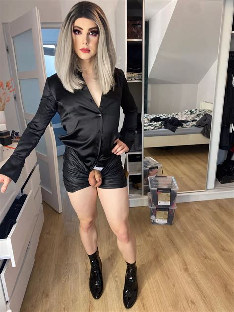 Do I Look Cute In Satin Nudes Shemalesparadise Nude Pics Org