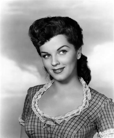 Pictures Of Lisa Gaye