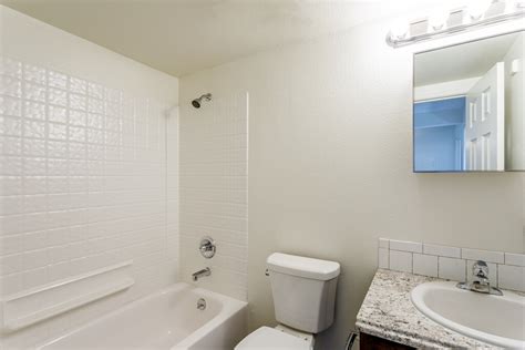 The Willows Apartments In Greeley Co