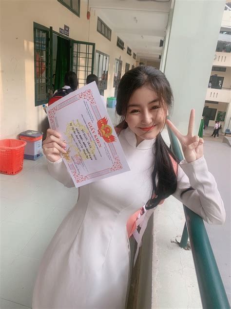 D N Hot Boy Hot Girl Sinh N M Nh M M Ng X H I Th I Gian Qua V O Tr Ng I H C N O