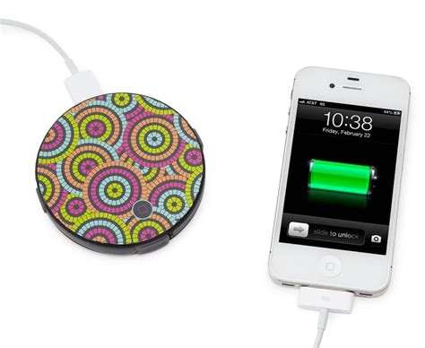 UNIVERSAL GADGET CHARGER