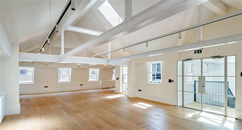 Mayfair Office Space | 25 Bruton Street | EiA Real Estate London
