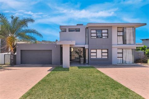 Houses For Sale In Fourways