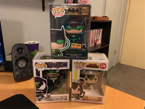 Ca Us Weekend Haul From Hot Topic Barns Noble And Local