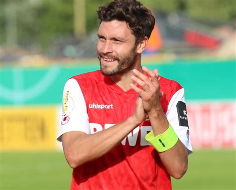 Hector confirms retirement from football