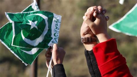 Kashmiris Commemorate Kashmirs Accession To Pakistan Day With Renewed