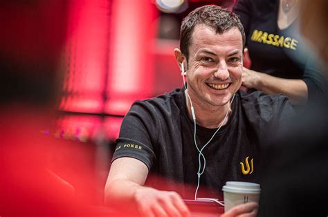Tom Dwan heureux de remporter le Main Event des WSOP à la recherche de