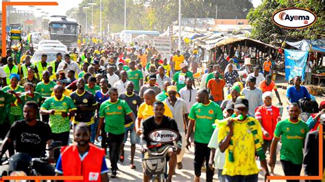 Yanga Sc Wavunja Rekodi Mashabiki Wafunga Barabara Kuwaoukea Yanga