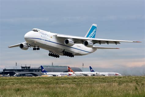 Best Engineering Channel: Antonov An-124 Ruslan