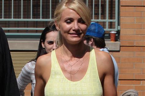 Porn Star Flashing People Her Huge Boobs Xnxx My XXX Hot Girl