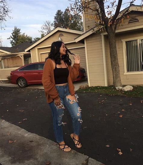 Pin By Joanna On Clothes Latina Fashion Outfits Pretty Girl Outfits Teen Fashion Outfits