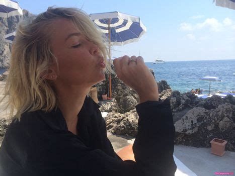 Lara Bingle Mslworthington Laraworthington Nude Onlyfans Page The Fappening Plus