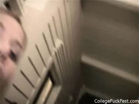 Frat House Amateur Coed Teen Fucked At Wild Party