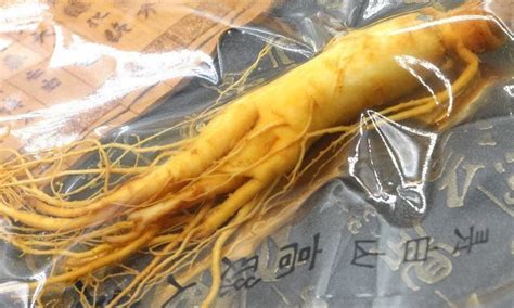 Корень женьшеня цельный настоящий 50 грамм (ID#1705823481), цена: 1719 ...